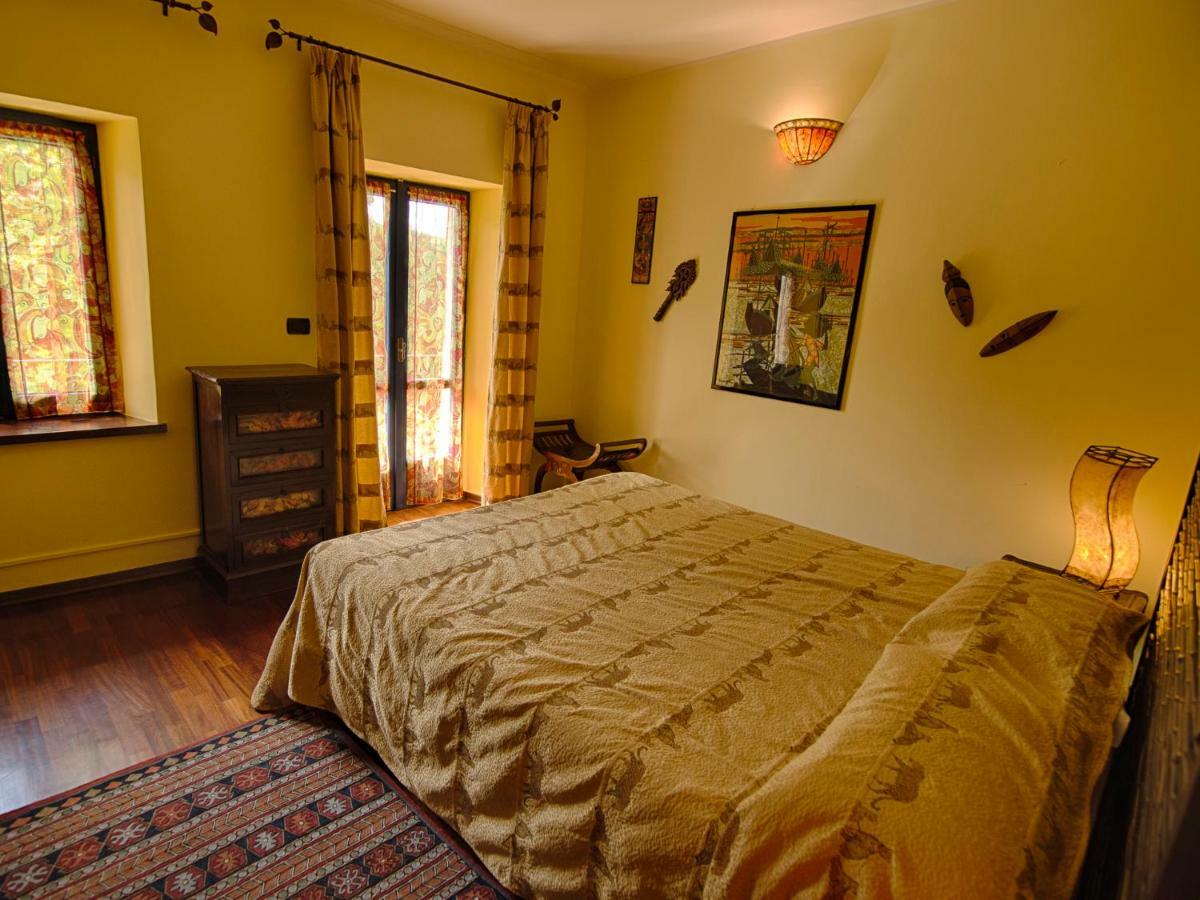 B&B Il Sole Delle Rive Sinio Exterior photo