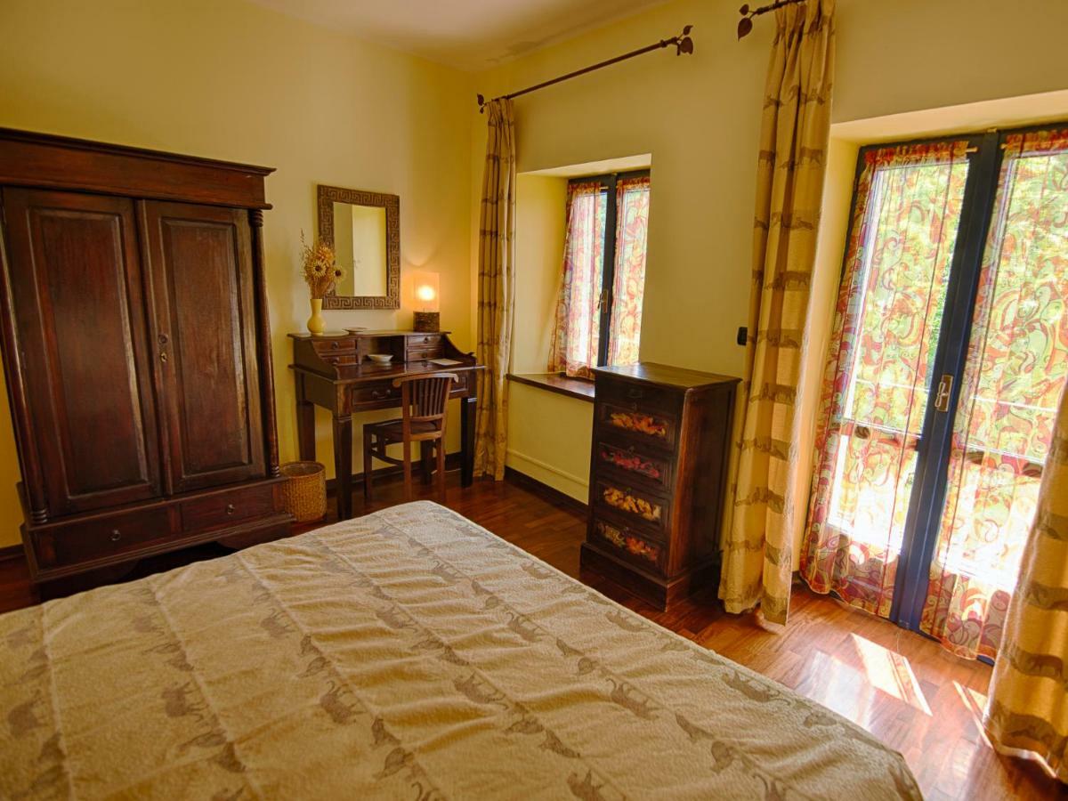 B&B Il Sole Delle Rive Sinio Exterior photo